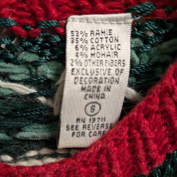 Cardigan holiday sweater knit Embroidered red green Christmas 90s - Picture 2 of 8